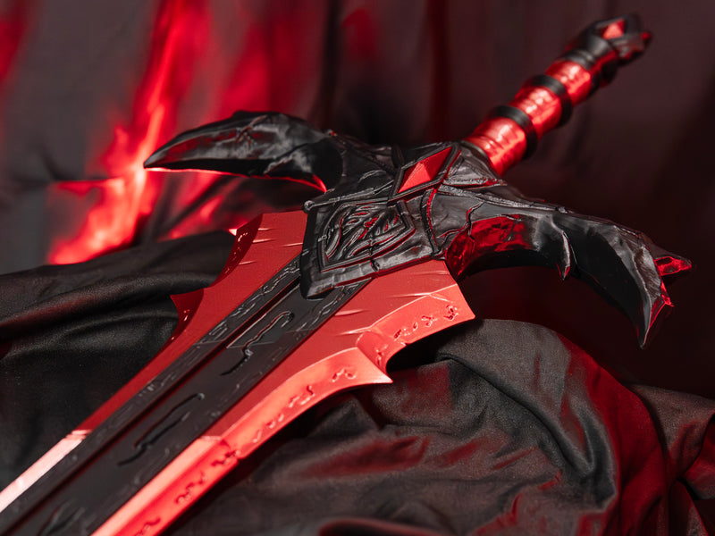 Crimson Shadow – Kara Şövalye'nin Kılıcı (MW Heroes Serisi)