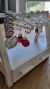 ZarifÇekmece – Çok Amaçlı Askılı & Çekmeceli Takı Standı (Küpe, Yüzük, Kolye)